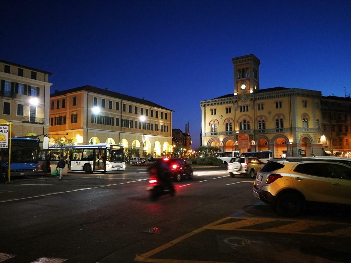 St George Villa Imperia Bagian luar foto