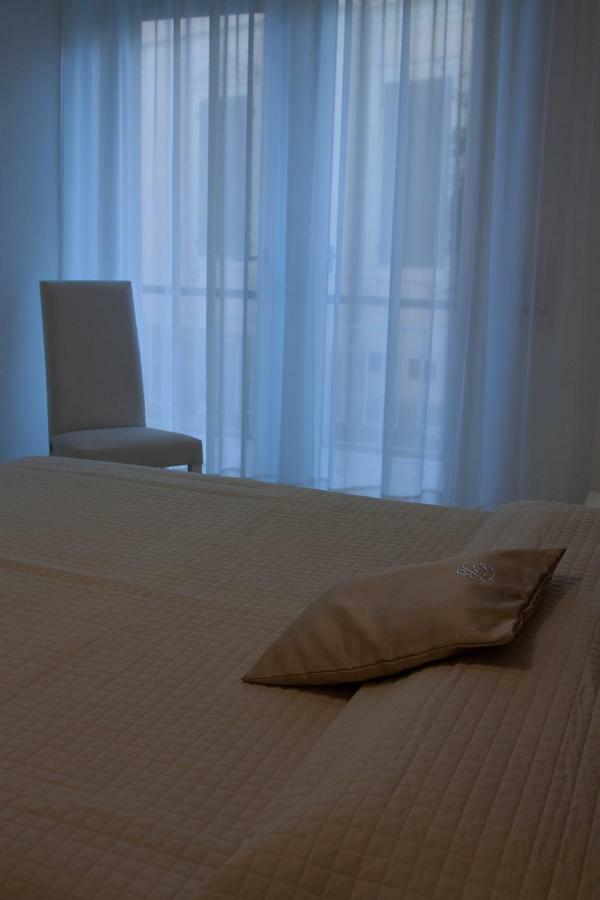 St George Villa Imperia Bagian luar foto